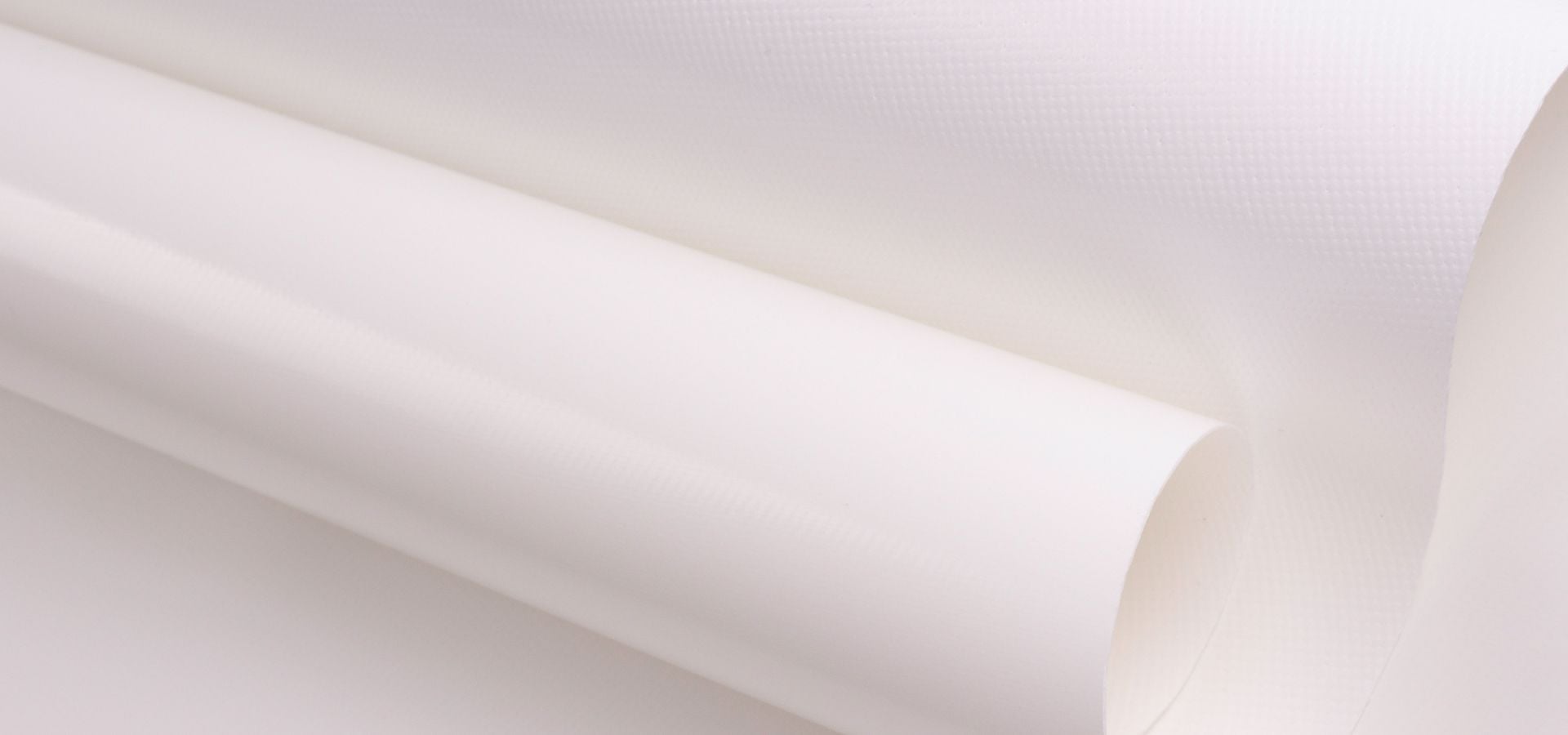 Originalaufnahme weißer technischer Textilien von SATTLER PRO-TEX